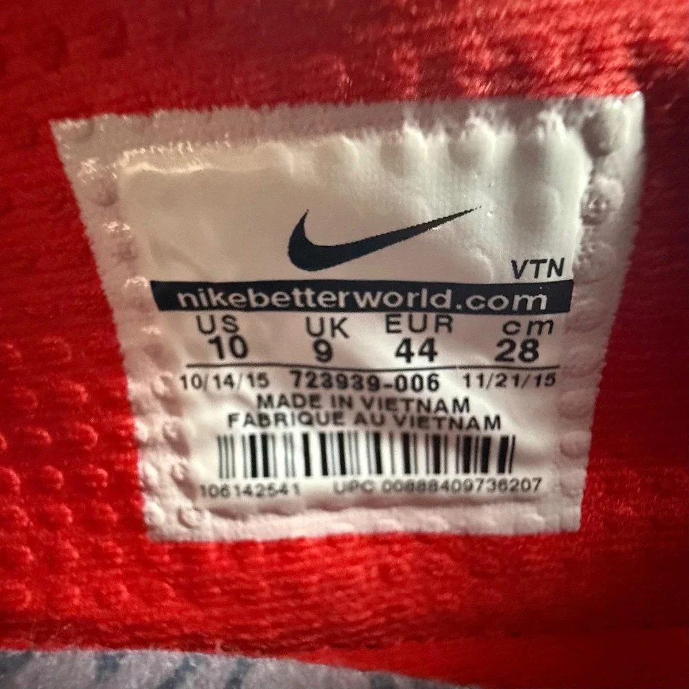 Nike Mens Size 10 Ohio State Buckeyes Free Trainer 5.0 V6 Shoes 723939-006